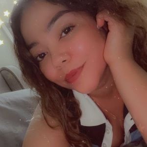 Meet your Posher, Mayra